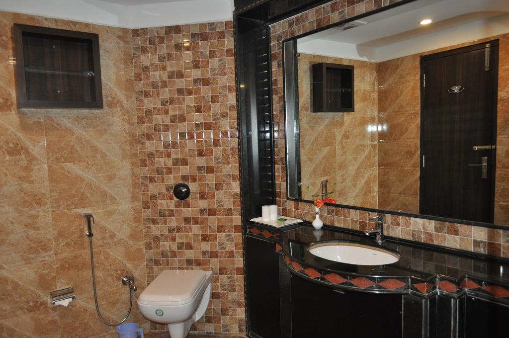 Plaza Hotel 3*